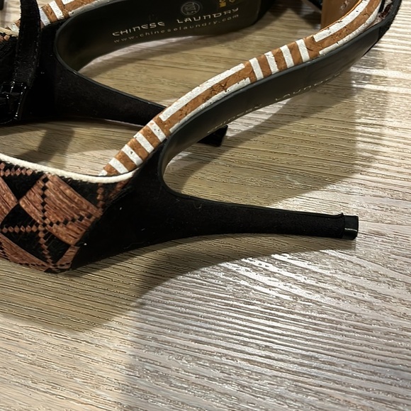 Chinese Laundry heels LA PAZ brown multi black white 7.5 - Picture 8 of 8